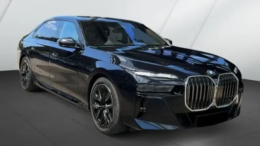 BMW 740 d xDrive =M-Sport= BMW Individual/Pano Гаранция