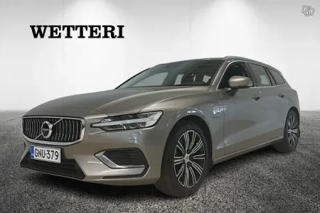 Volvo V60 T8 TwE AWD Inscription / Vetokoukku / 360-kamera / Webasto