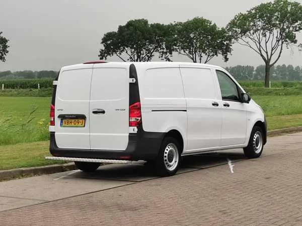 Mercedes-Benz Vito 114 CDI Image 3